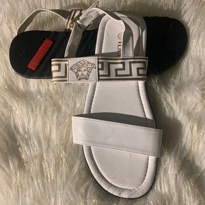 Men shoes sandals class